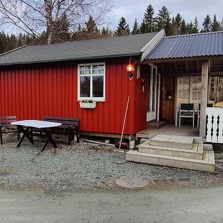 Idyllisk Minihus I Landlige Omgivelser - Med 5 Sengeplasser Og Parkering Åsen Exteriér fotografie